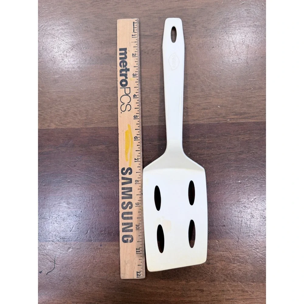 Vintage Mirro Nylon Slotted Spatula Turner Off White Cream Kitchen Utensil 11.5
